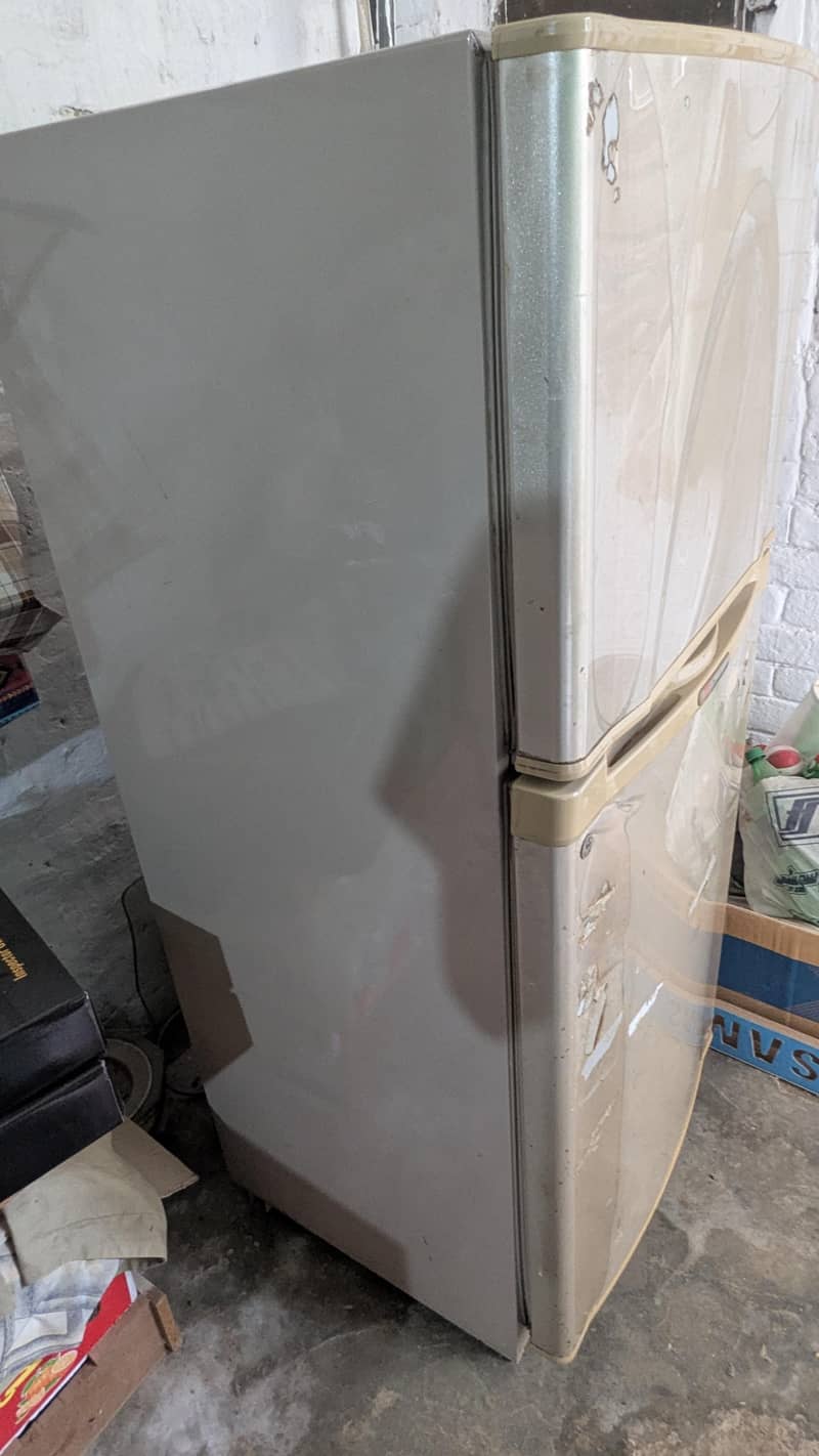 Dawlance fridge 2