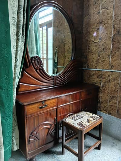 Wooden mirror