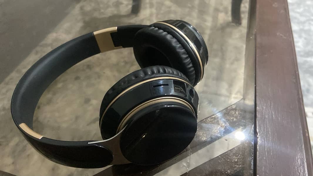Headphone 1