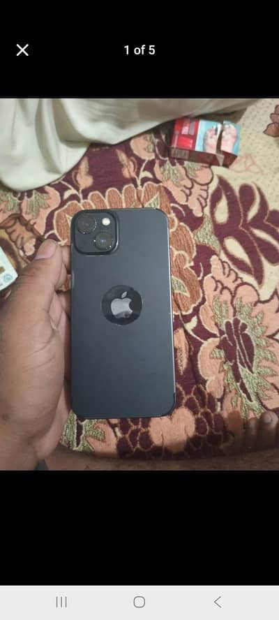Apple iPhone 13