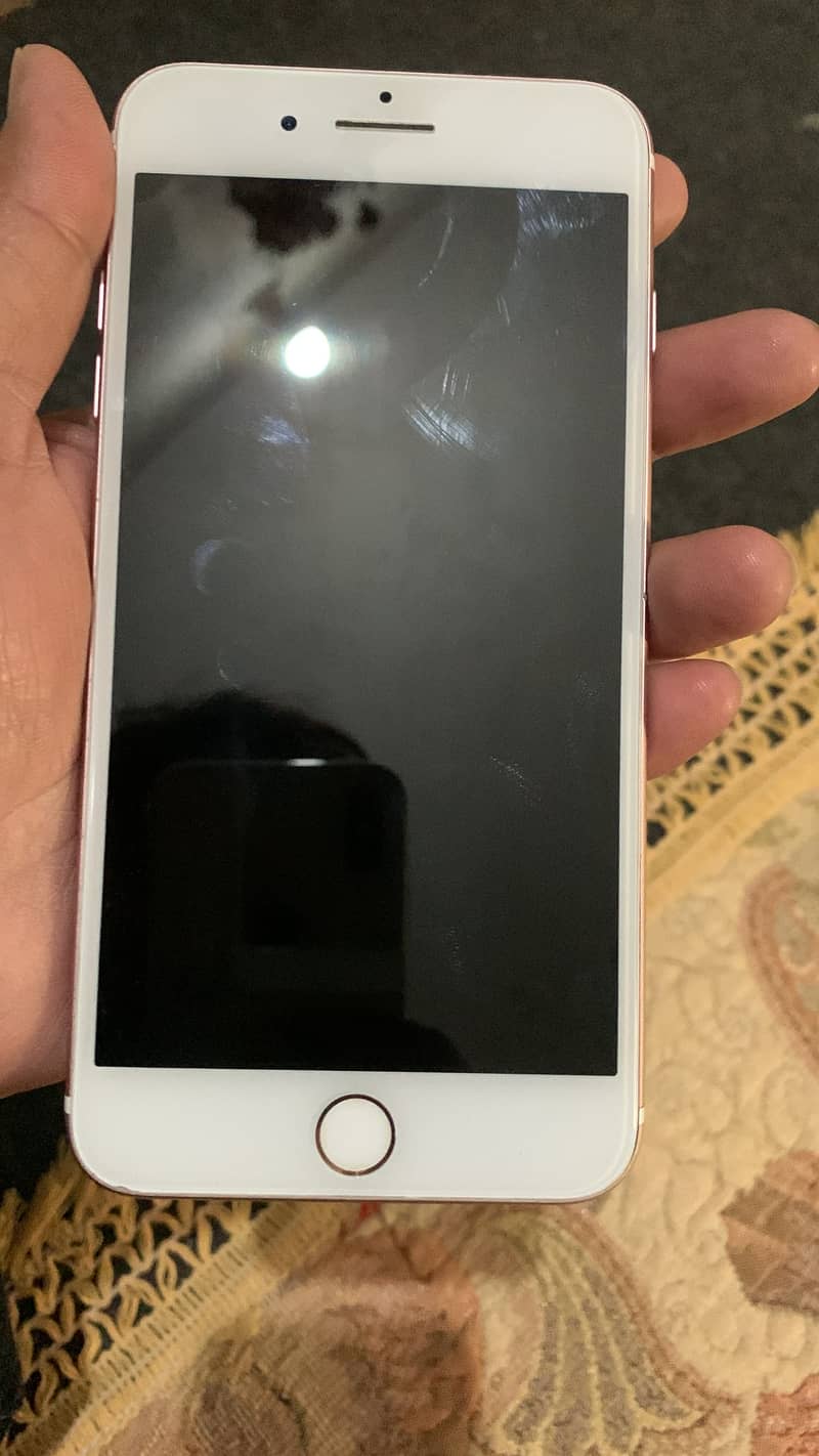 Apple iPhone 7 Plus 5