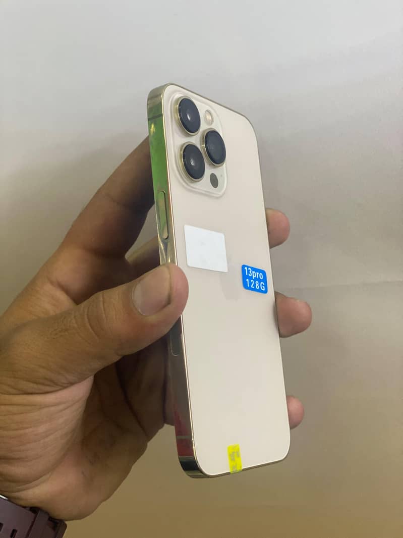 Apple iPhone 13 Pro 1