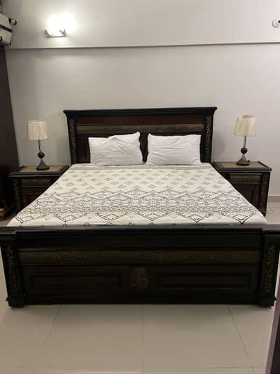 Wood bed