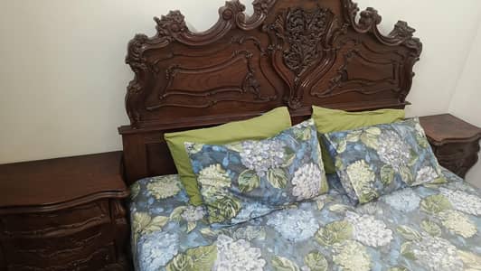 Chinnioty wooden bedset for sale