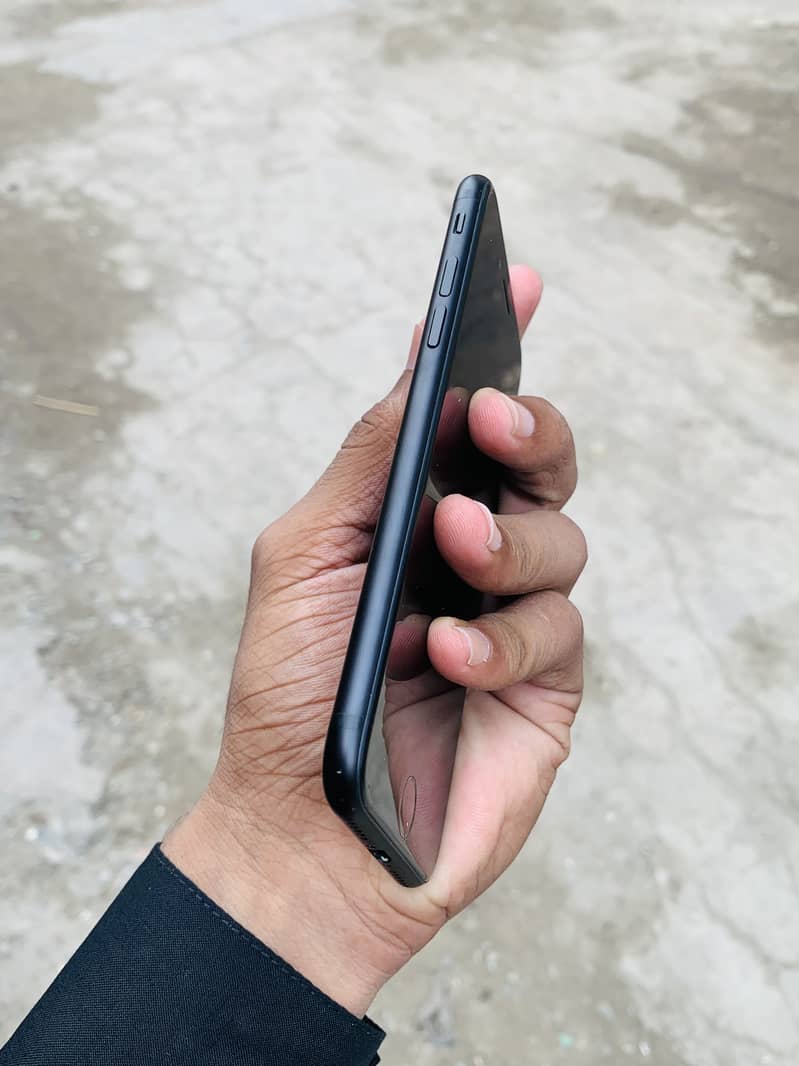 Apple iPhone 7 5