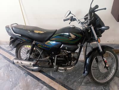 Honda Pridor 2022 | One Family Used | 8,200 KM