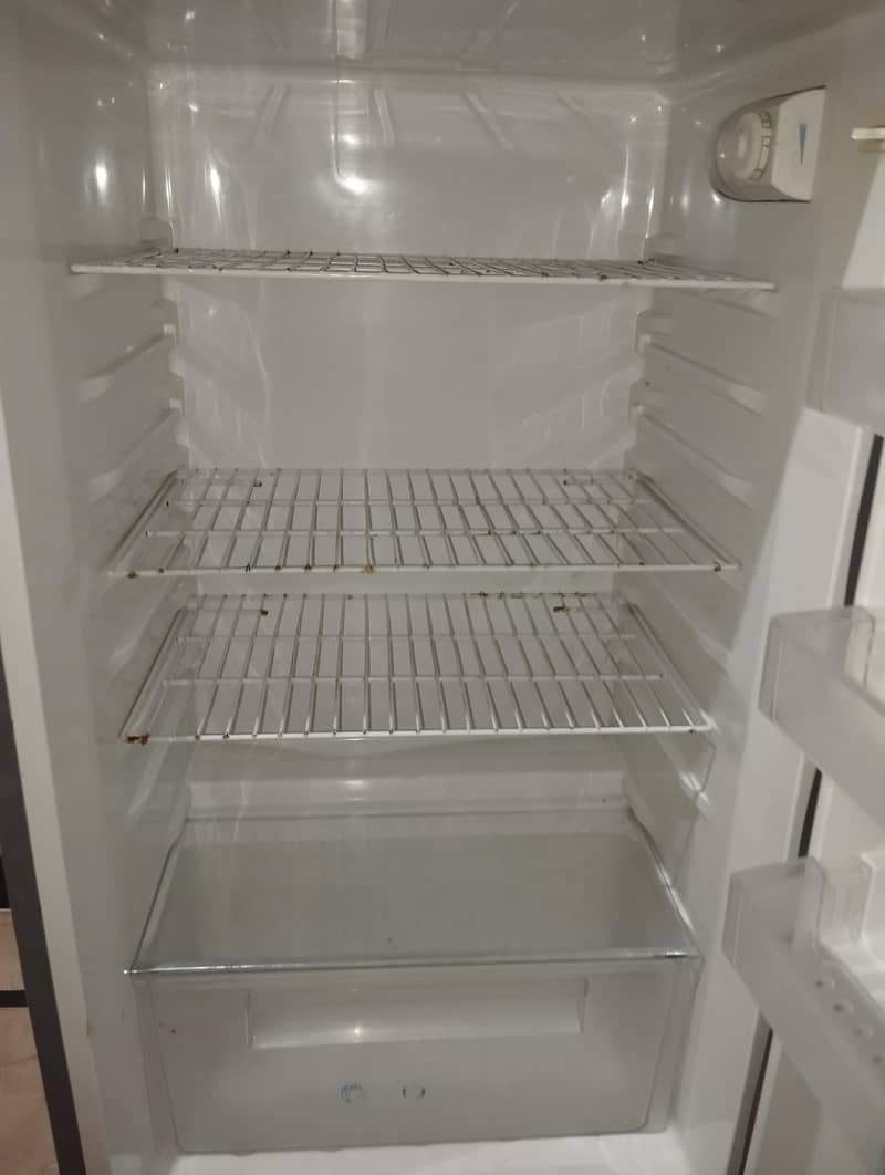 refrigerator 4