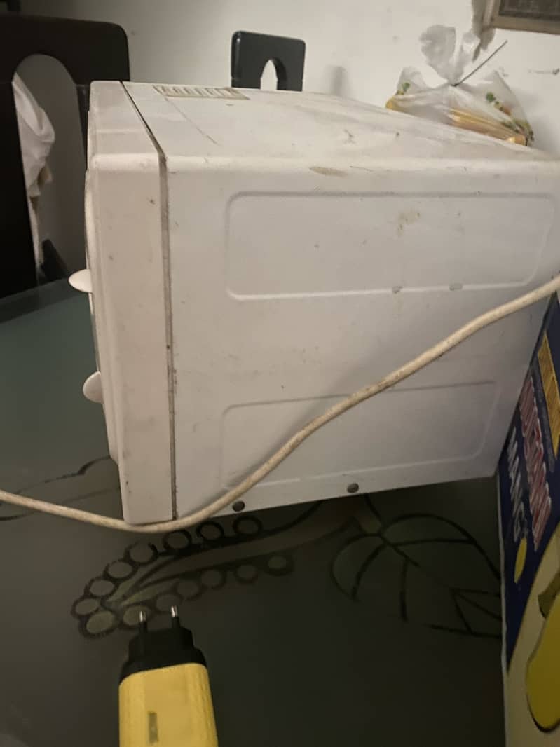 Sencor microwave 4
