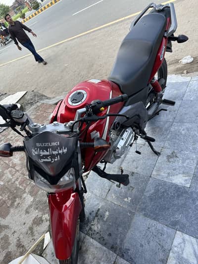 Suzuki GSX 125 in brand new condition