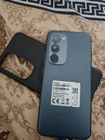 Tecno spark 40 pro plus