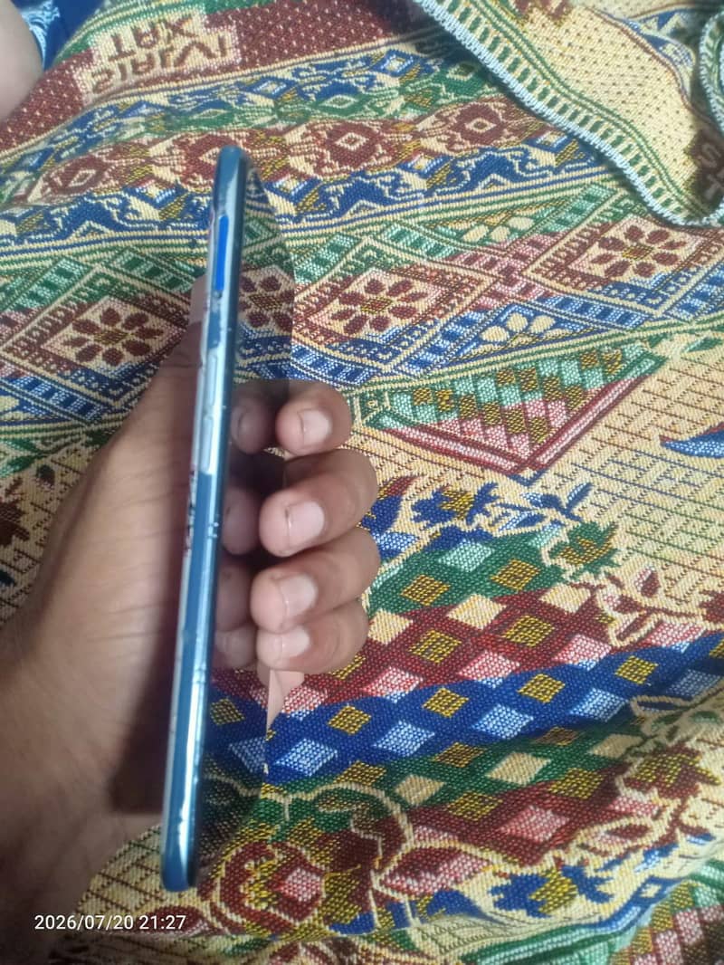 OPPO A54 3