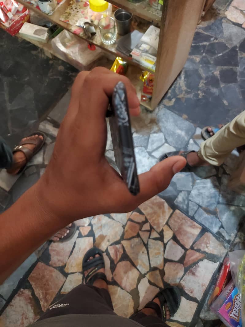 One Plus 6T 3
