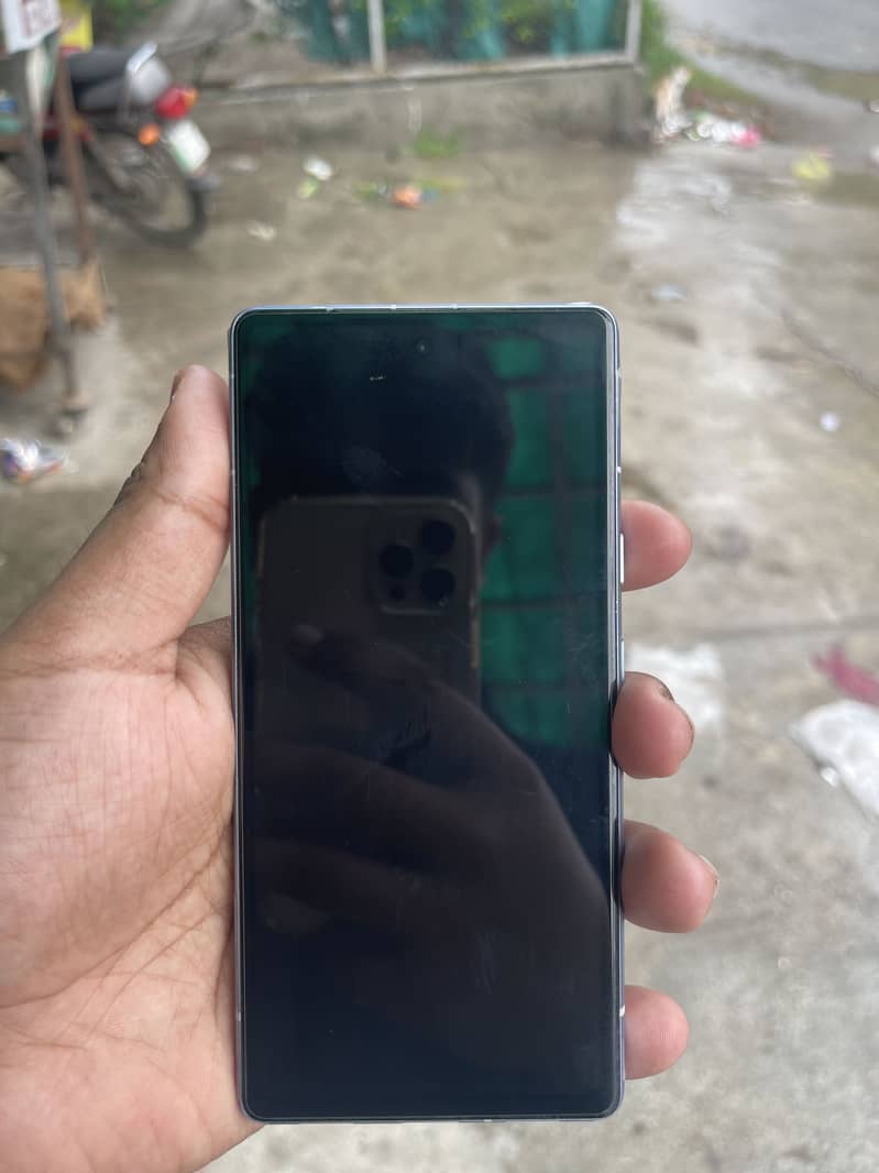 Google Pixel 7a 1