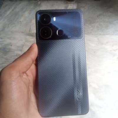 Itel P40
