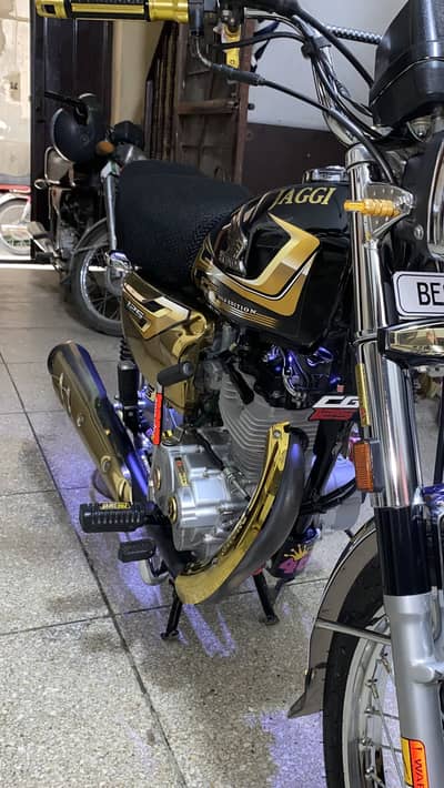 Honda CG 125 Golden edition