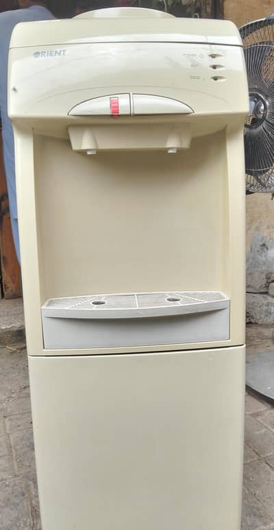 ORIENT Water dispenser
