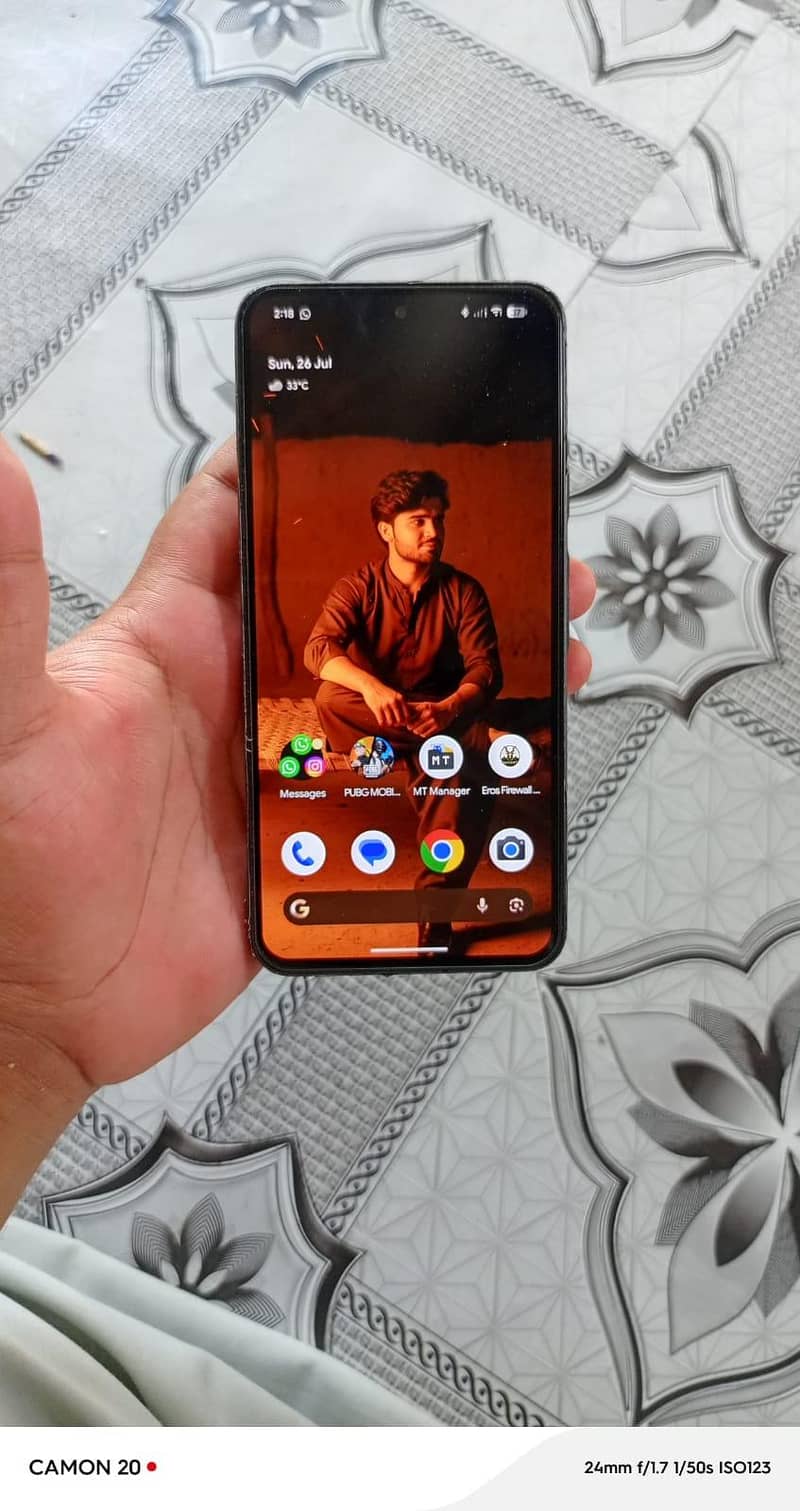 Google Pixal 8A 1