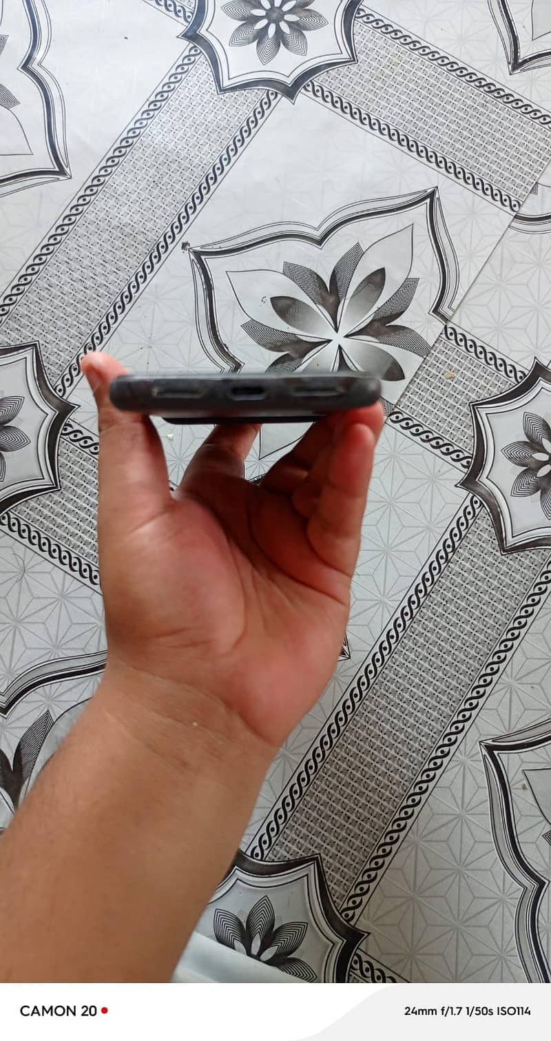 Google Pixal 8A 2