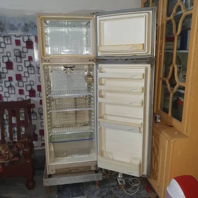 Dawlance Fridge - Good Cooling - Large Size