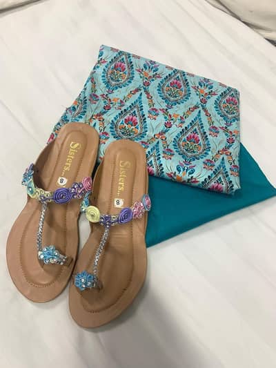 Ladies Printed Lawn + Fancy Chappal Combo - Size 8