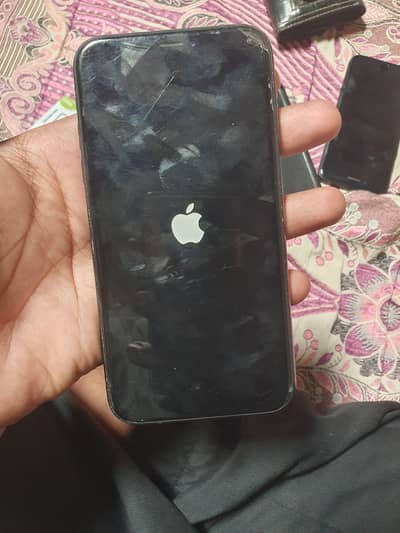 Apple iPhone XR