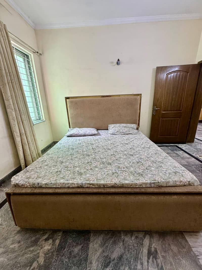 A King size bed 1