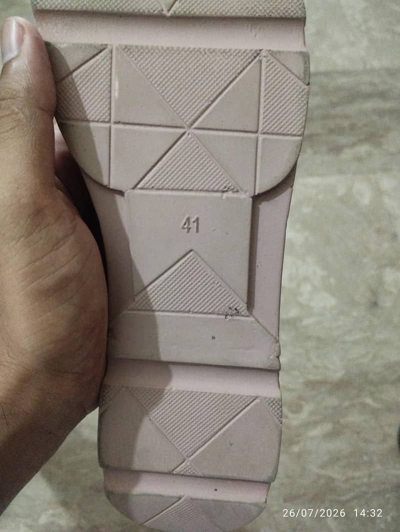 Sandals 4