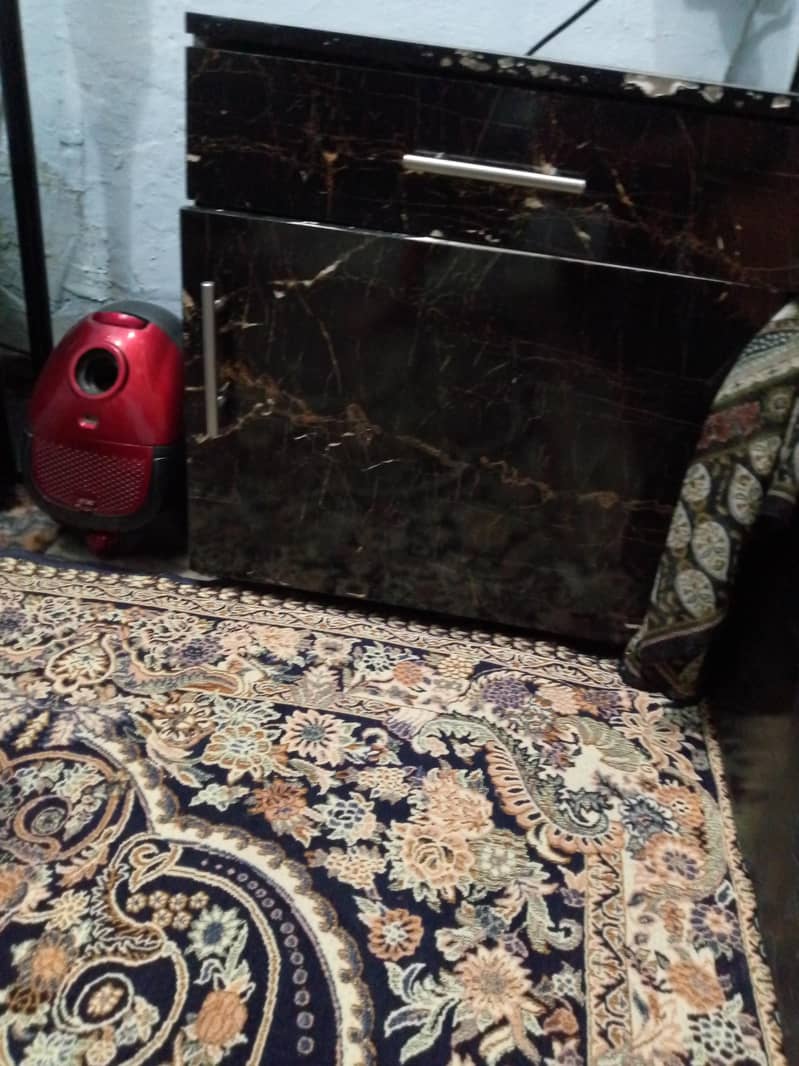 glass sheet bed 1