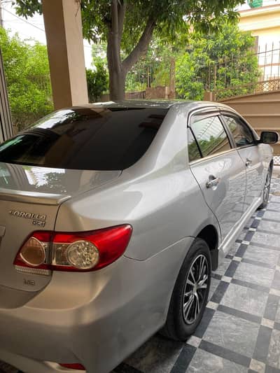 Toyota Corolla GLI 2011 lush condition new shape