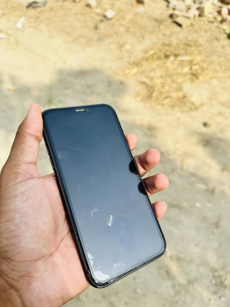 Apple iPhone 11 1