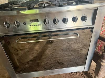 Imported 5-burner electric cooker with large oven