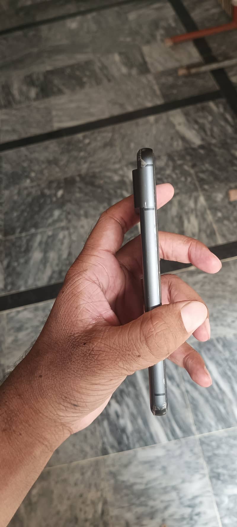 Google Pixel 8 0