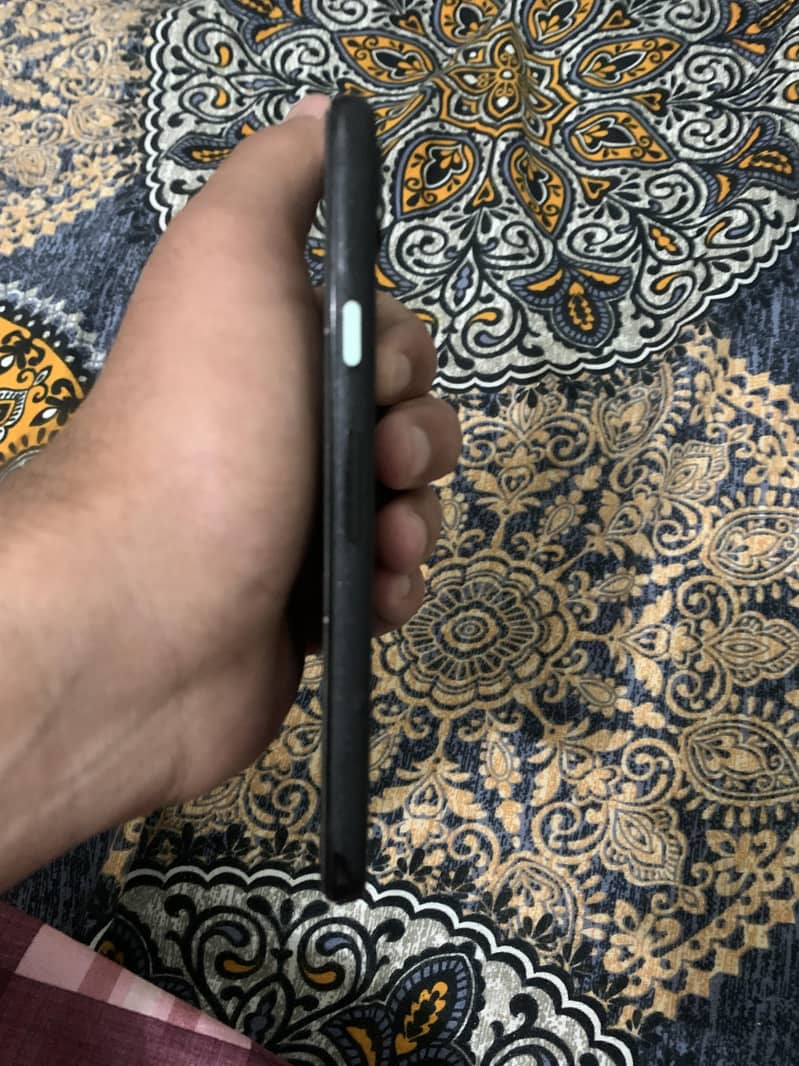 Google Pixel 4a 3