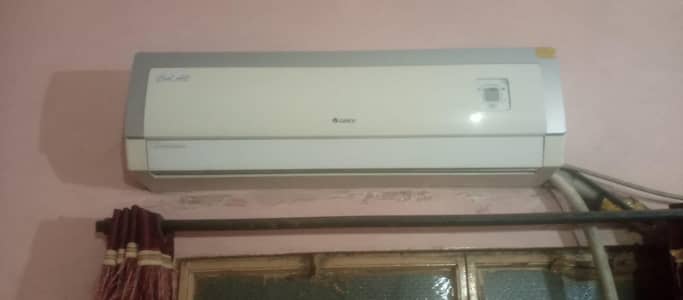 excellent working. . neat and clean condition