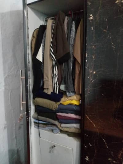 glass sheet wardrobe