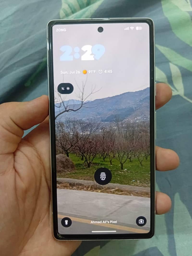 Google Pixel 7a 1