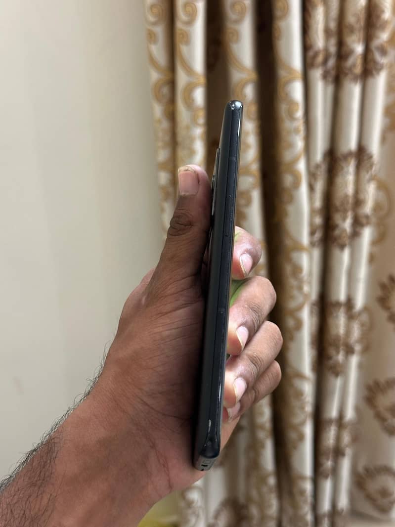 One Plus 10 Pro 3