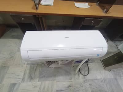 Haier 1.5 Ton Split AC (Non-Inverter) – Excellent Condition