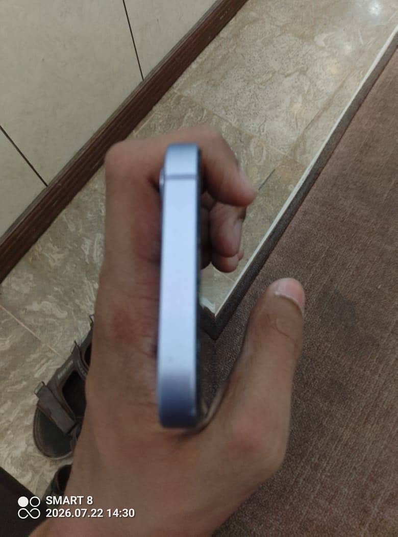 Apple iPhone 12 mini 6
