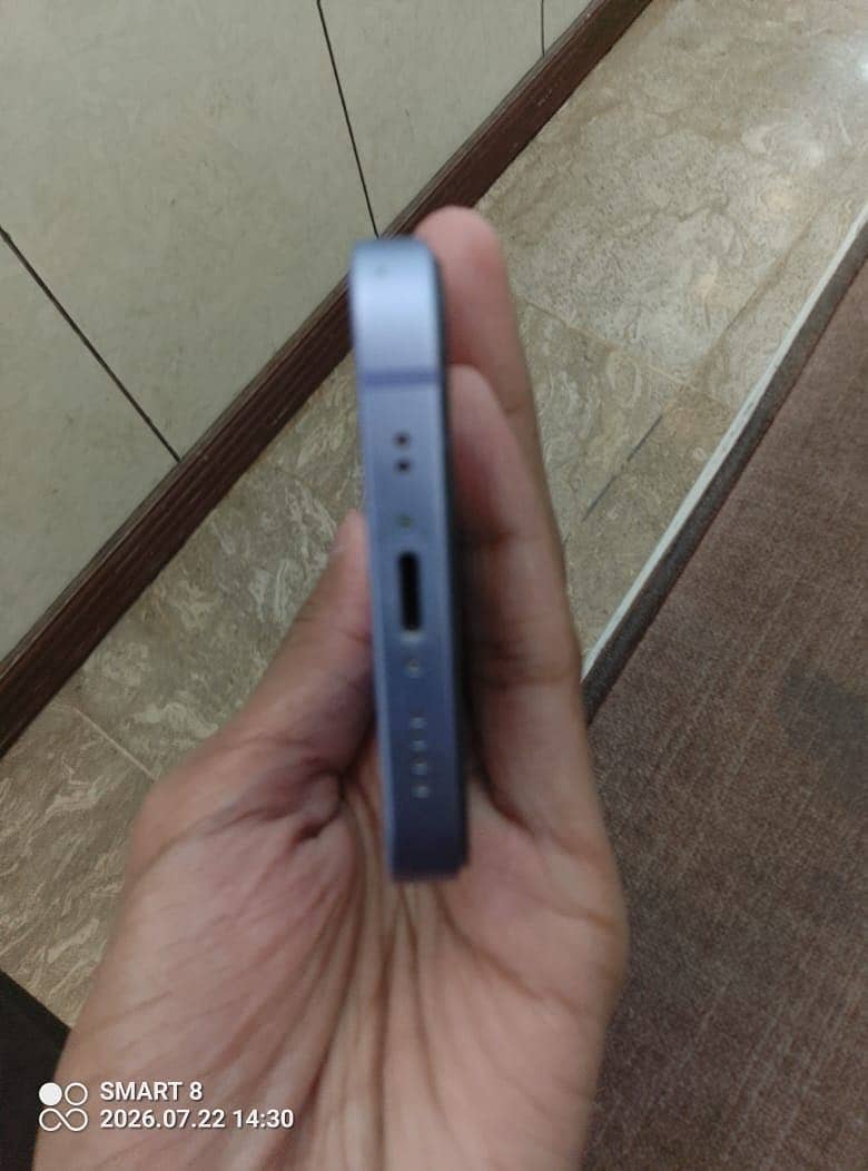 Apple iPhone 12 mini 9