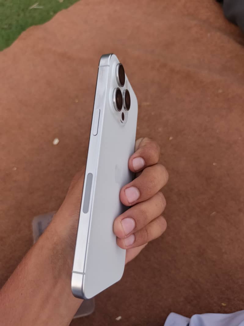 iPhone 15pro max jv 2