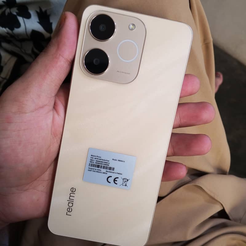 realme note 70 0