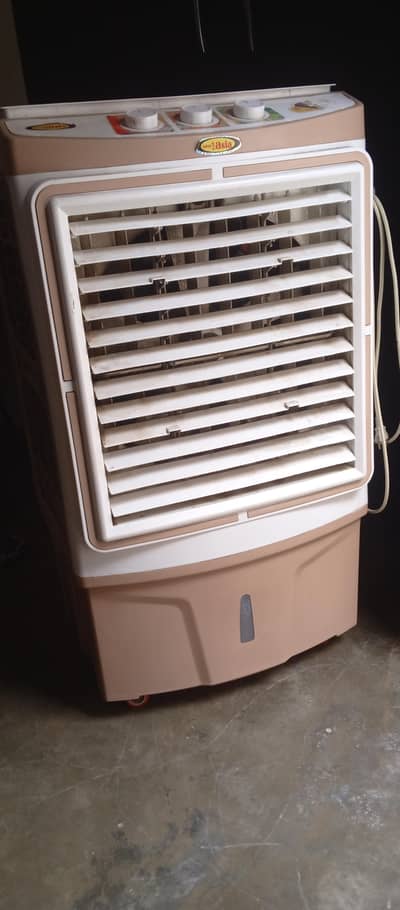 I am selling air cooler Brand new condition very low price