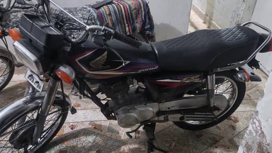 CG 125