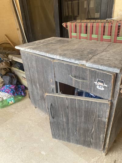 Iron/Storage  Table