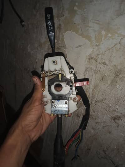 Suzuki pick light assembly