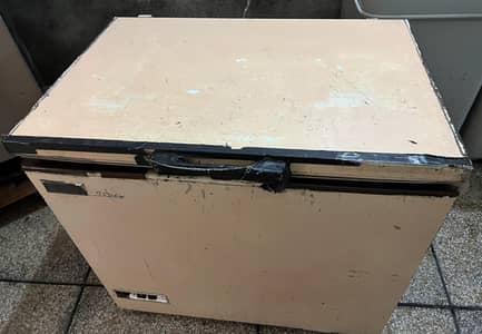 PEL Deep Freezer in used condition