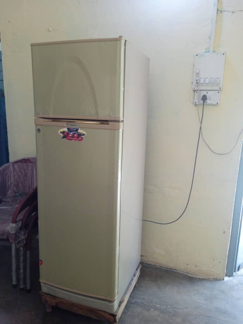 Dawlance fridge 0