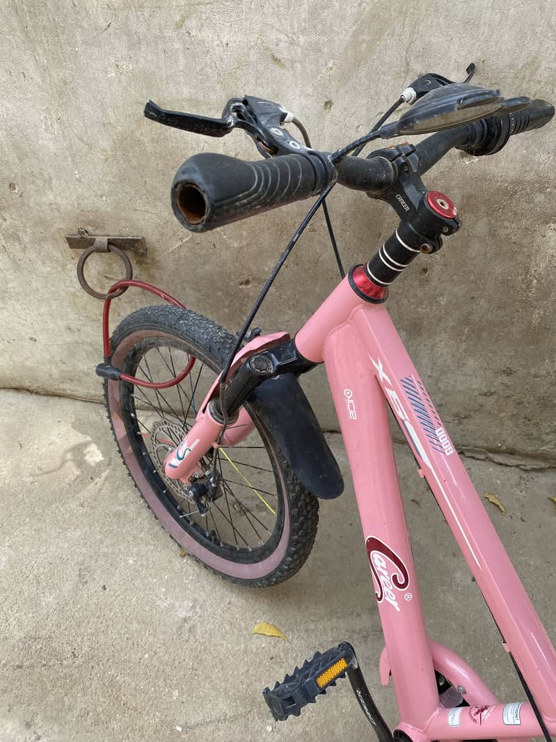 Almost new condition 1