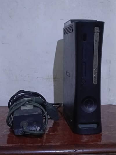 Xbox 360 Elite (Fat Model) ( no controller )